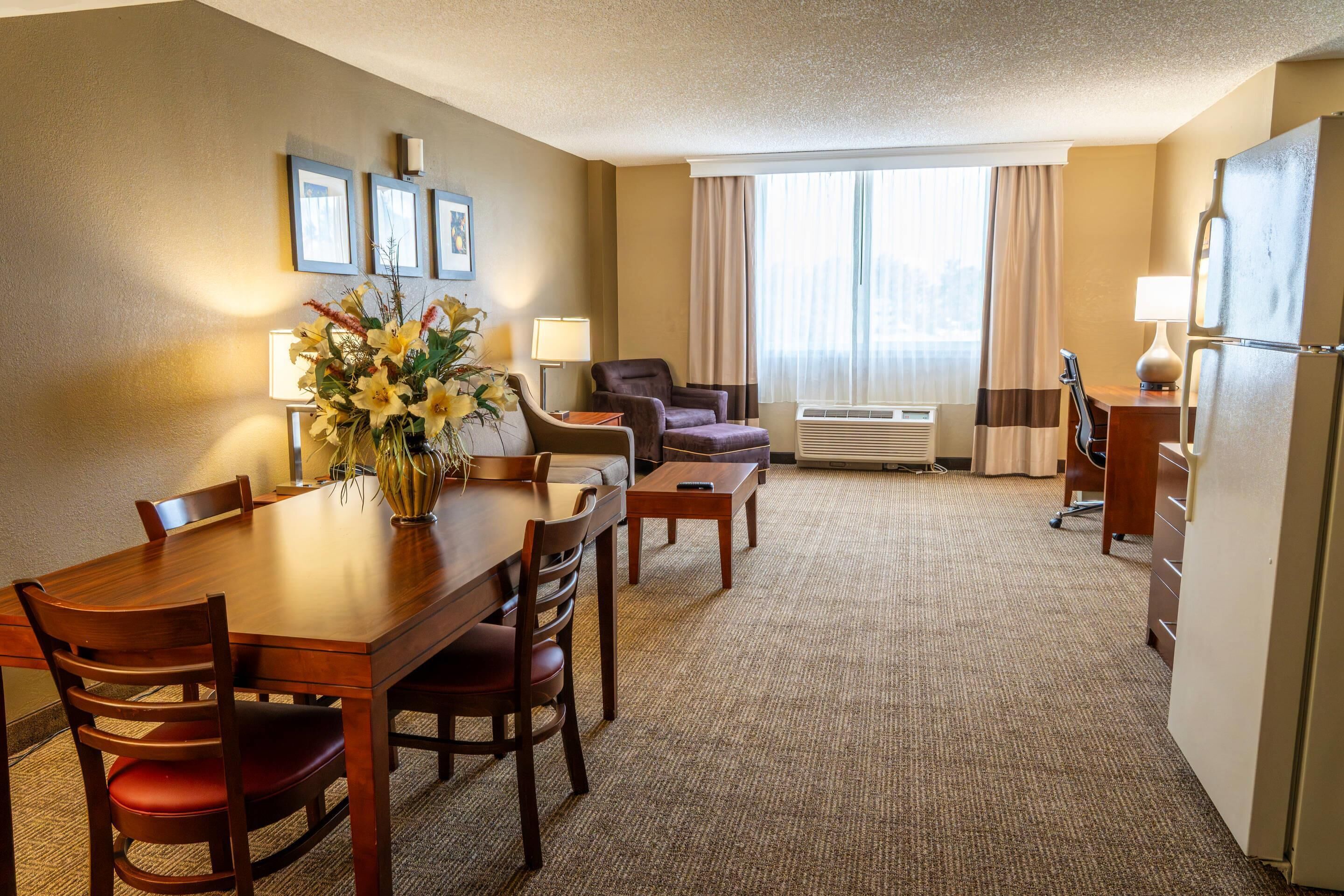 In-room safe, desk, laptop workspace, iron/ironing board