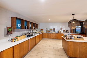 Free daily self-service breakfast