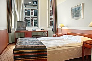 Een minibar, een kluis op de kamer, een strijkplank/strijkijzer