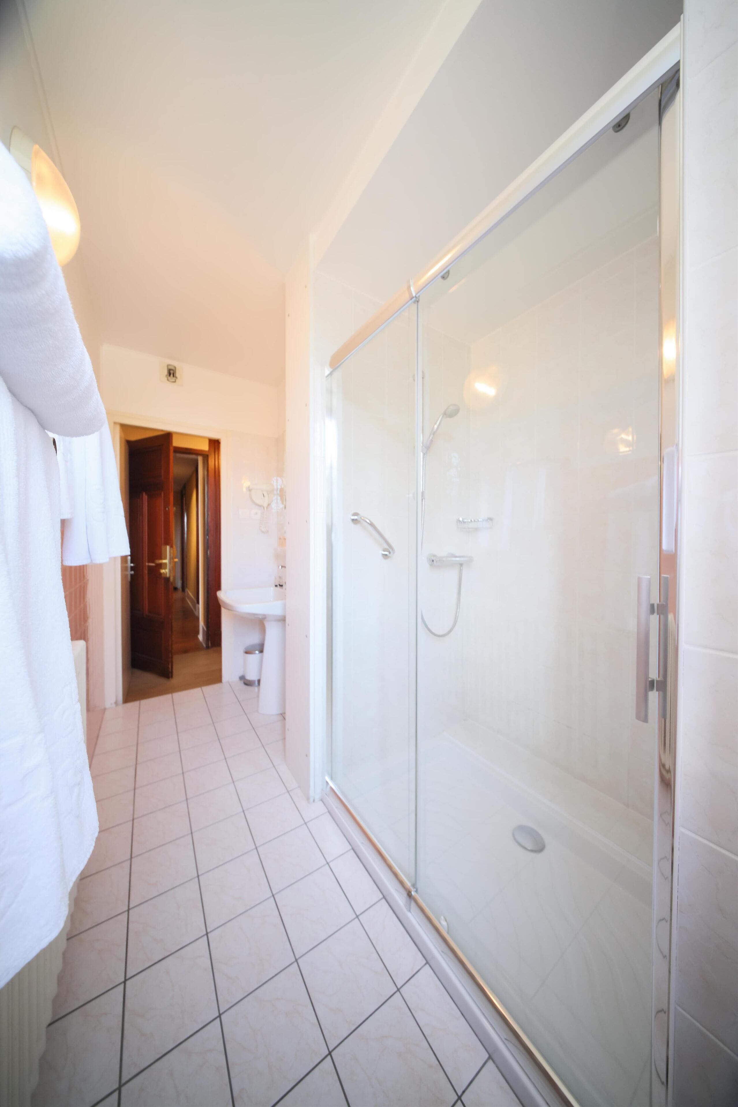 Dusj på badet