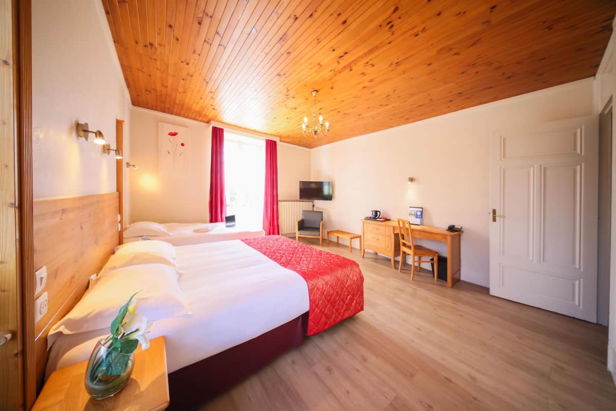 Desk, free WiFi, bed sheets, alarm clocks