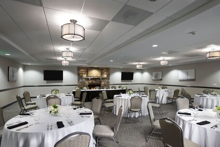 Holiday Inn Asheville East Blue Ridge PKWY, an IHG Hotel - Image 27