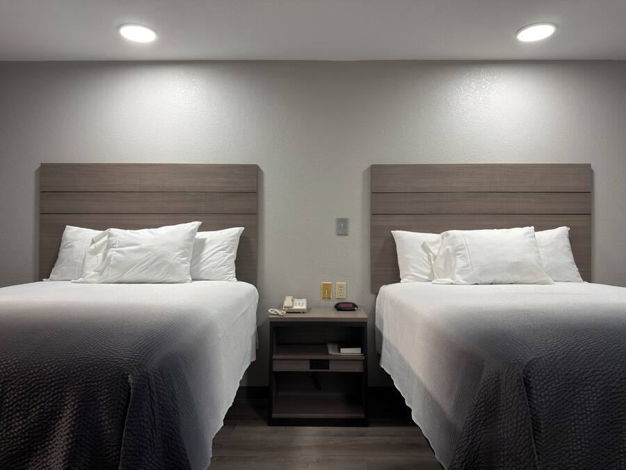 Desk, iron/ironing board, rollaway beds, free WiFi