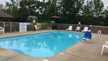 Udendørs pool