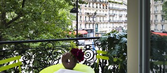 Hotel Plaza Elysées