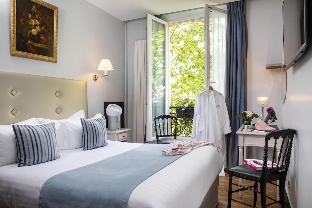 Superior Double Room | Premium bedding, minibar, in-room safe, desk