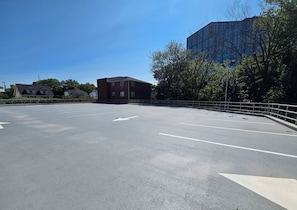 Parken ohne Service (kostenlos)