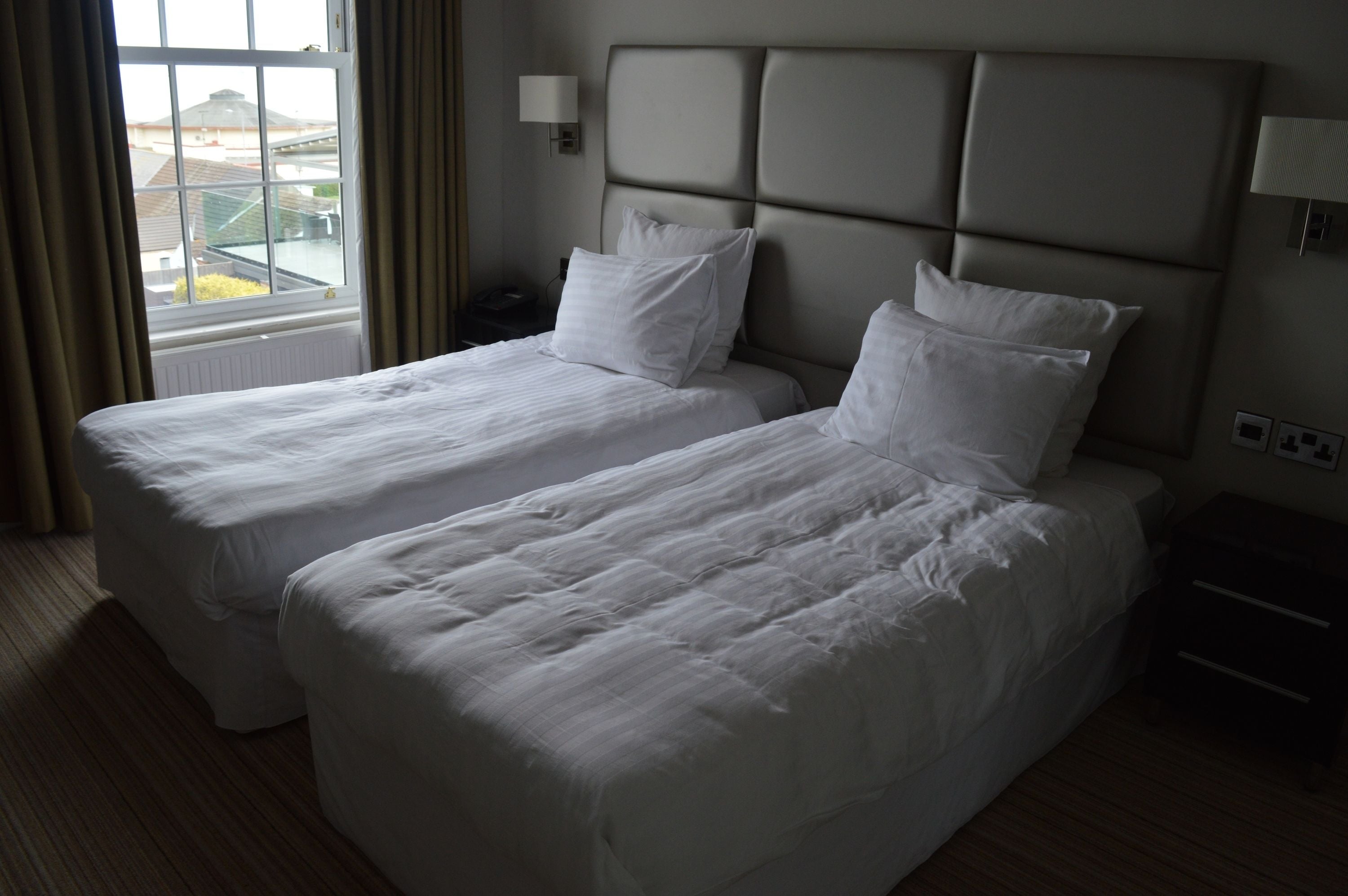 twin room | 1 bedroom, hypo-allergenic bedding, desk, iron/ironing board