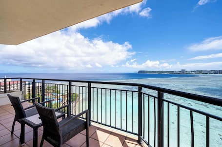 Premier Executive Suite with Lounge Access | View from room