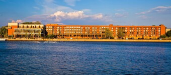 Best Western Plus Oswego Hotel and Conference Center