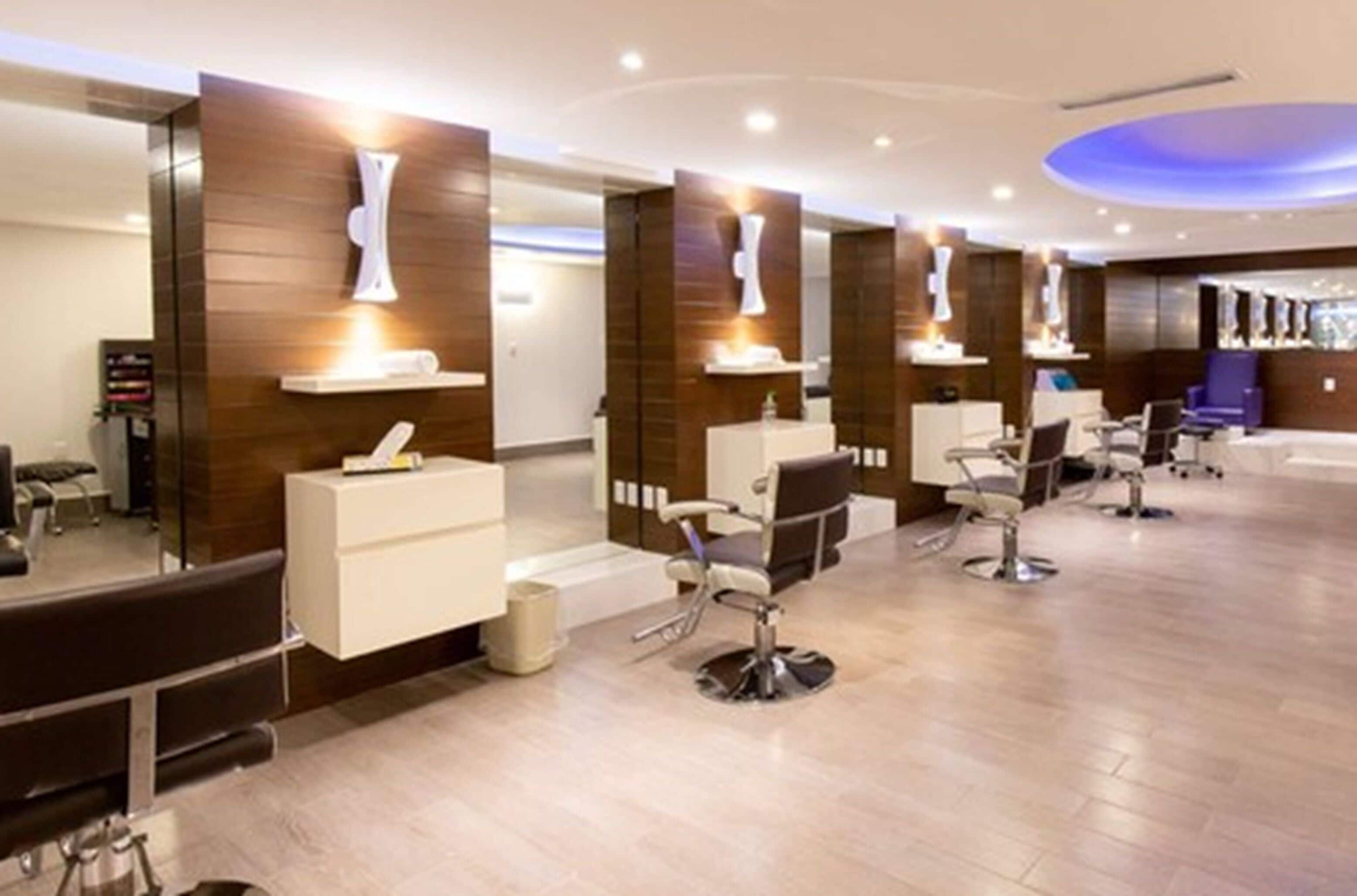 body treatments, aromatherapy, hot stone massages, body scrubs, facials