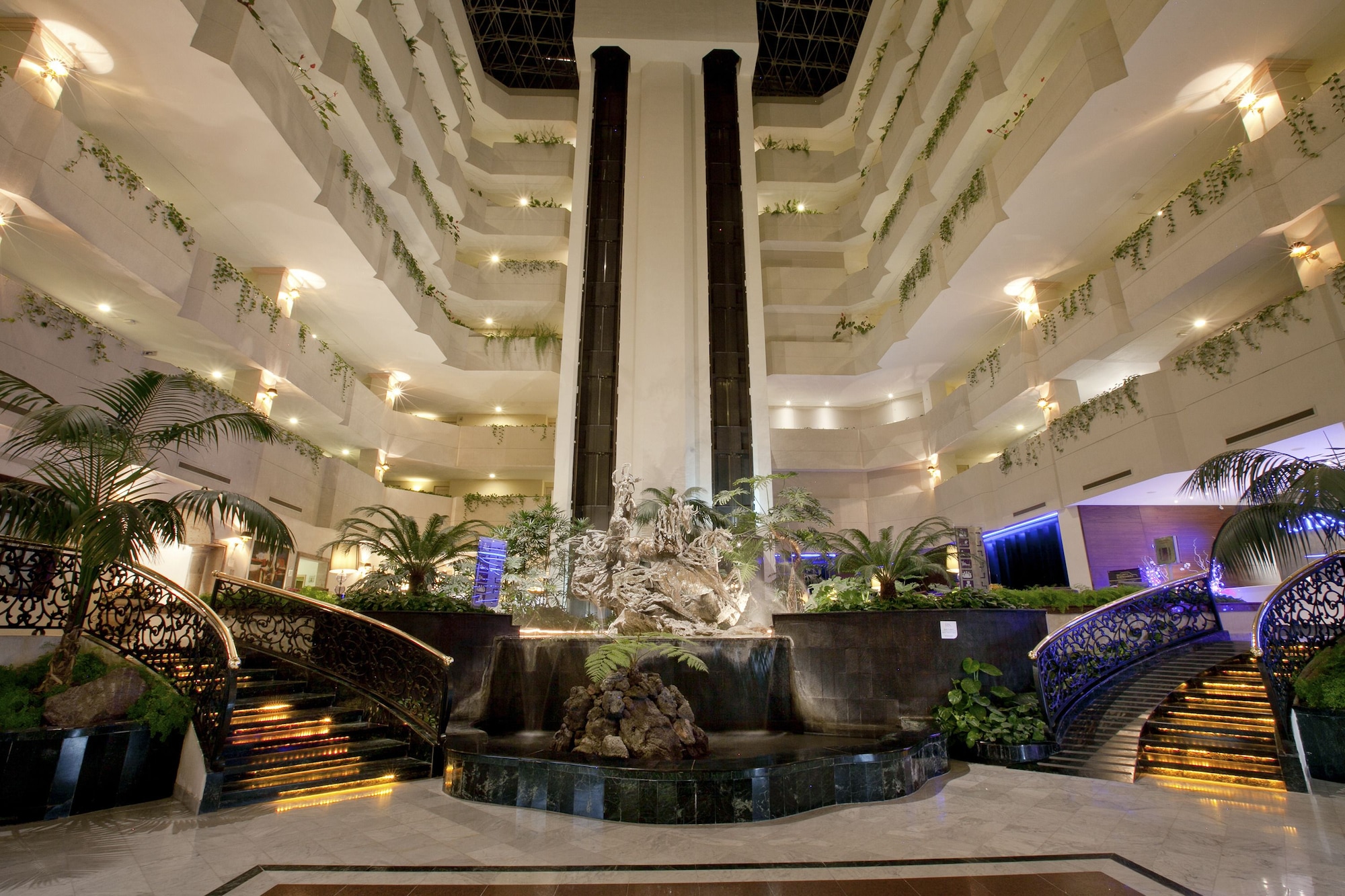 4 Star Hotels