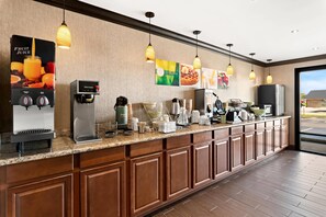 Free daily continental breakfast 