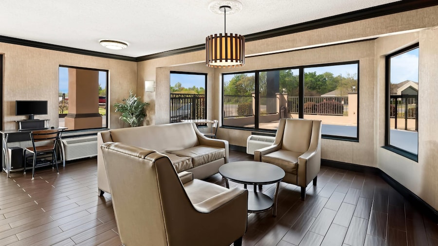 Quality Inn & Suites