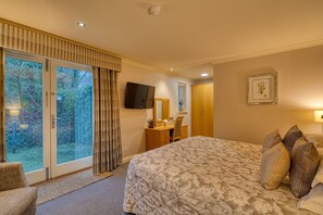 In-room safe, desk, blackout drapes, iron/ironing board