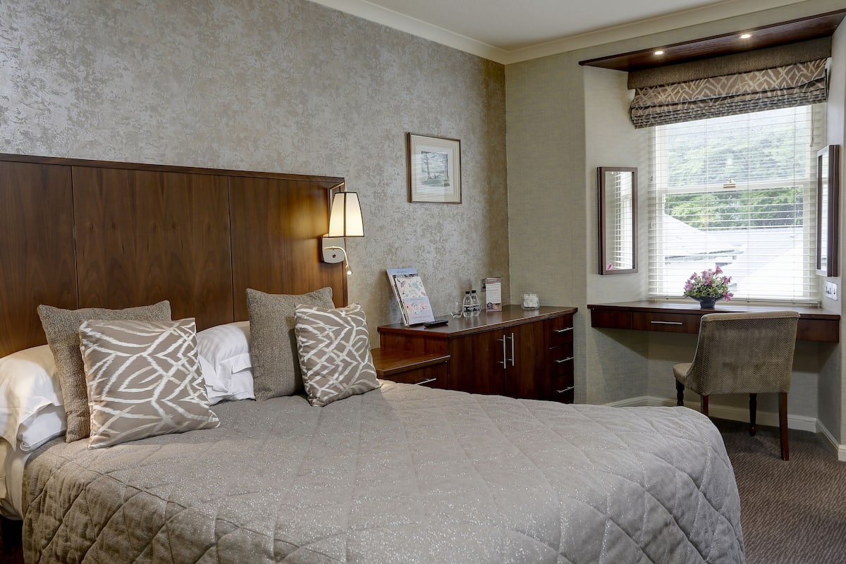 In-room safe, desk, blackout drapes, iron/ironing board