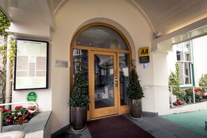 Exterior - Ambleside Salutation Hotel & Spa (Ambleside)