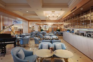 13 restaurants servant le petit déjeuner