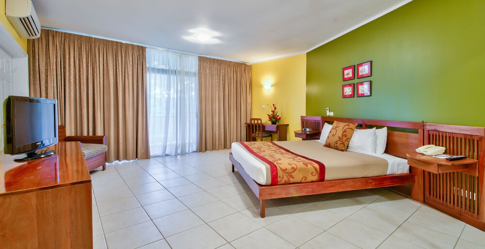 Tanoa International Hotel by null