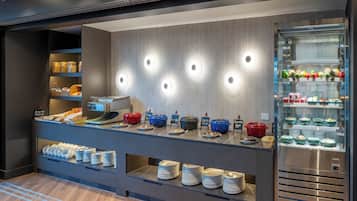 Breakfast (FJD 27 per person)