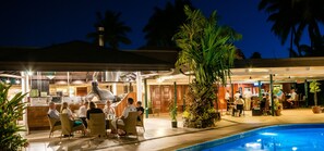 Vue sur la piscine, ouvert tous les jours