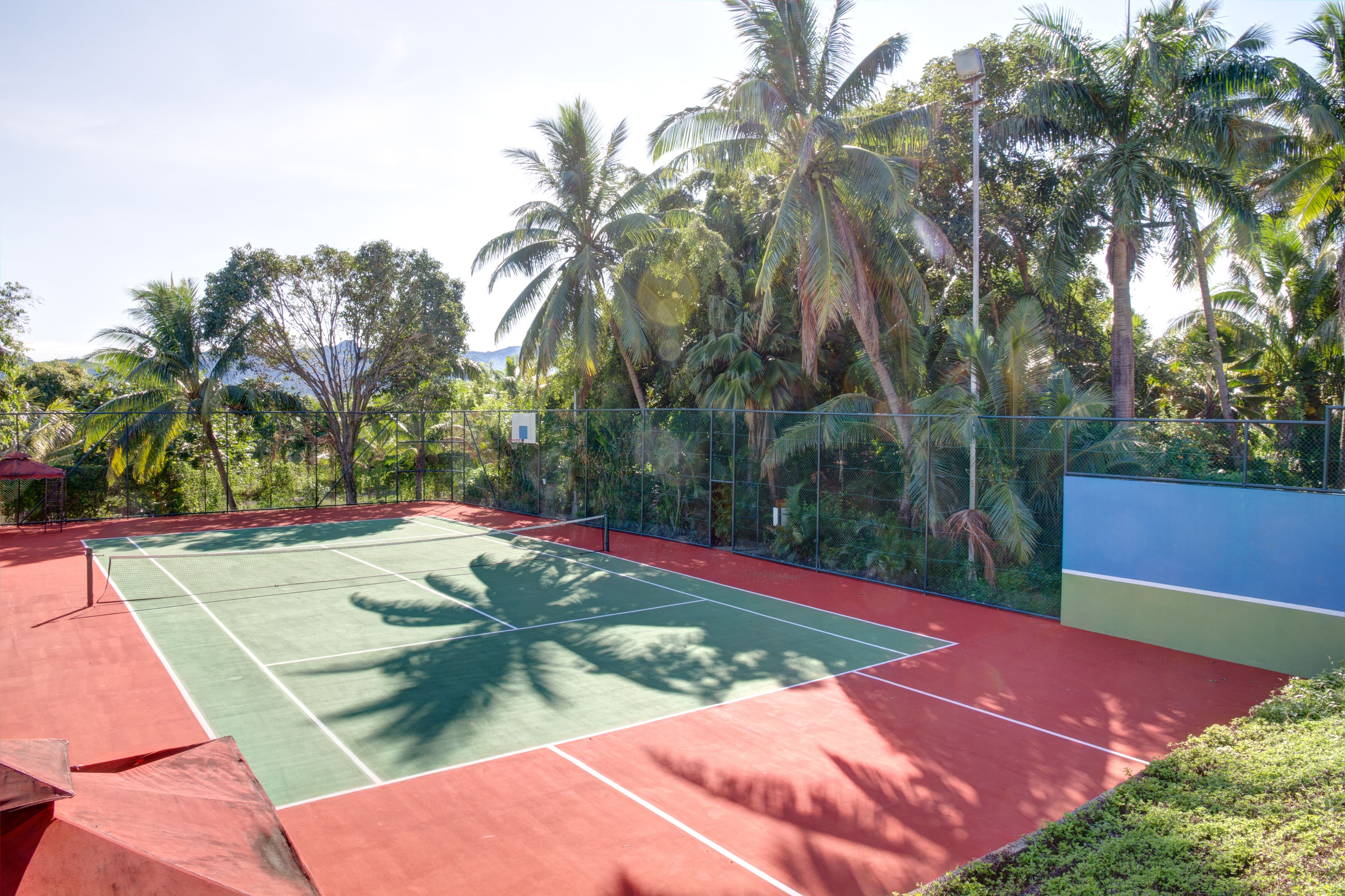 tennis court