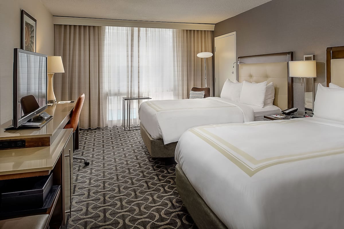 Premium bedding, in-room safe, desk, blackout curtains