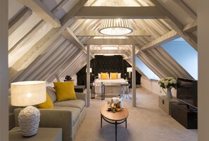 Suite, 1 dobbeltseng, ikke-røyk | Strykejern/-brett, wi-fi (inkludert) og sengetøy