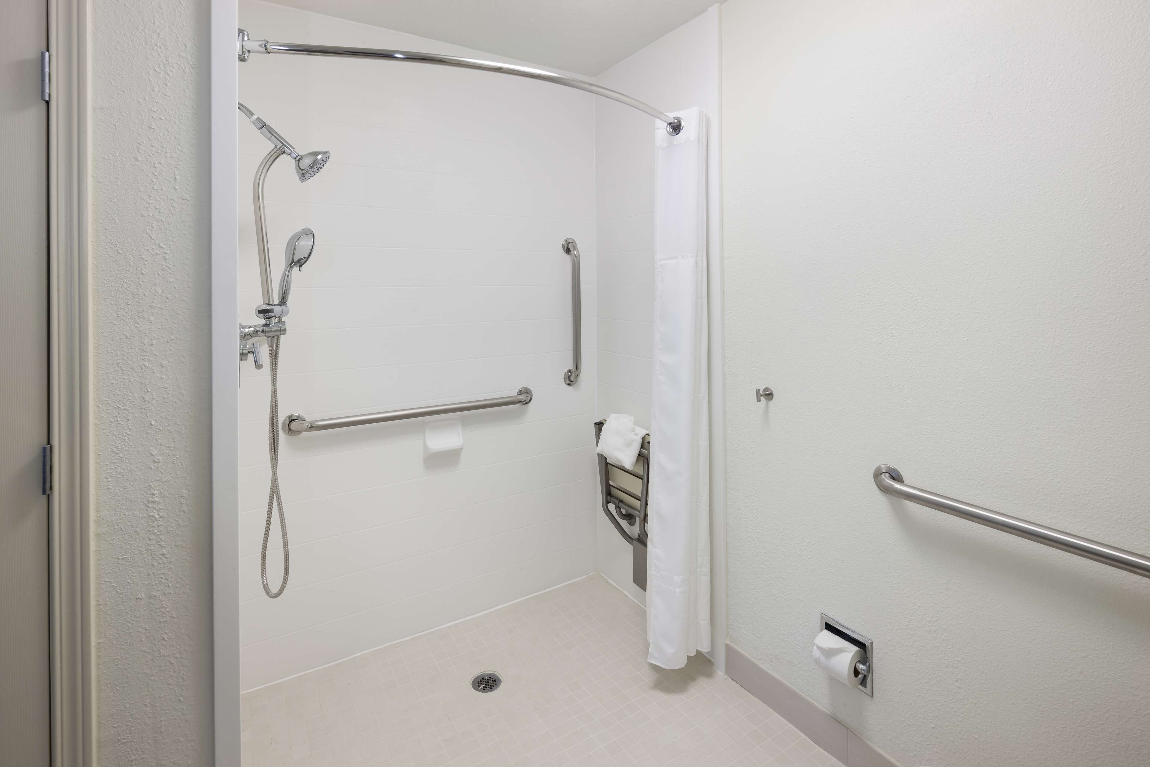 suite, 2 double beds, accessible (mobility & hearing, roll-in shower) | bathroom | combined shower/bathtub, rainfall showerhead, free toiletries