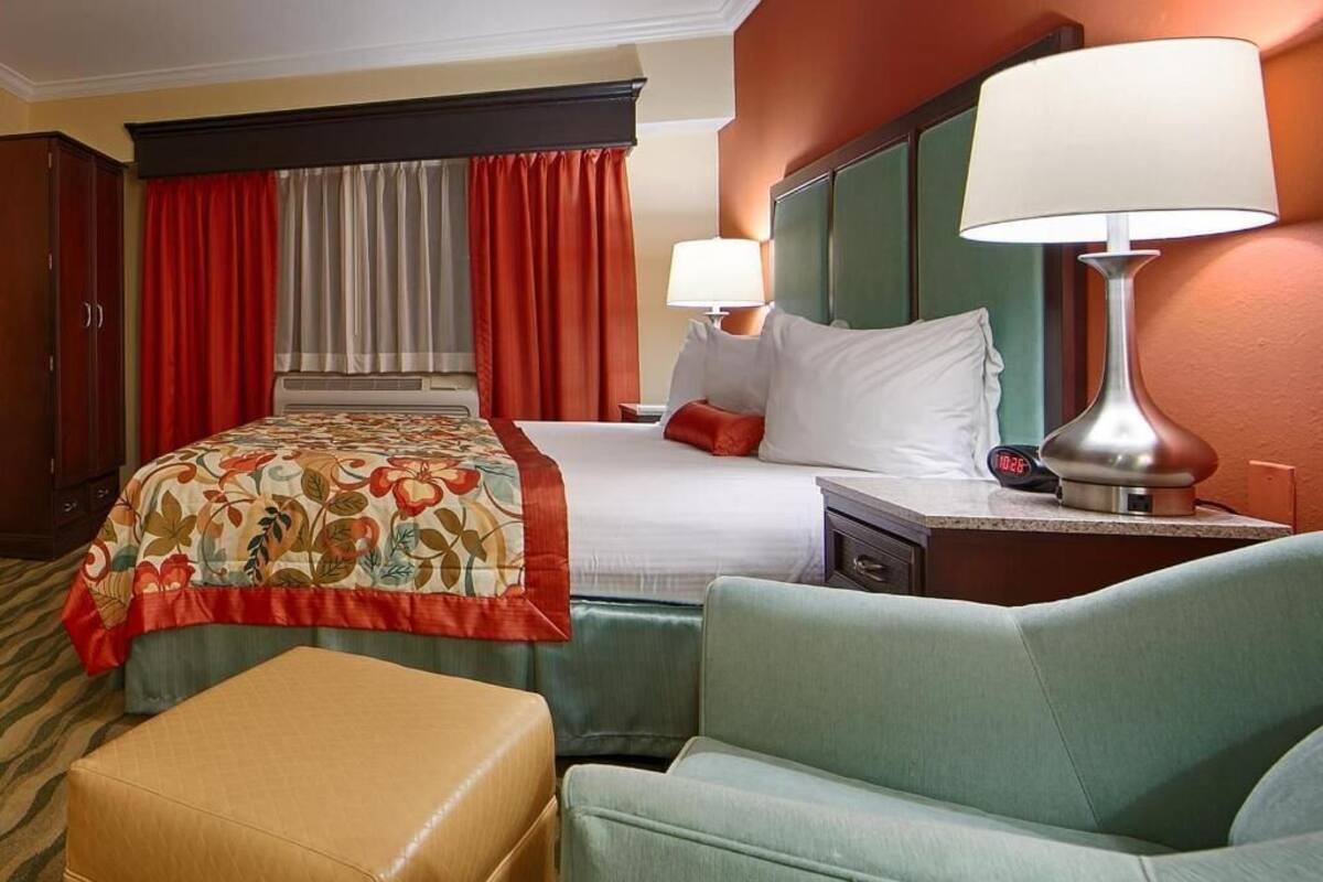 Pillow-top beds, in-room safe, desk, laptop workspace