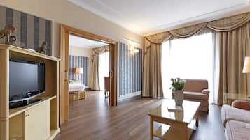 Couette en duvet d'oie, minibar, coffres-forts dans les chambres, bureau