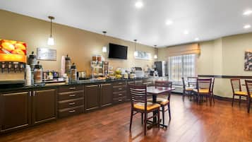 Free daily full breakfast