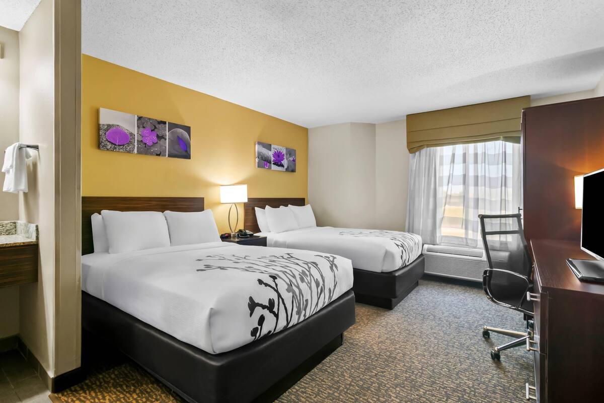 Room, 2 Double Beds (Pet Friendly) | Premium bedding, desk, iron/ironing board, WiFi (free)