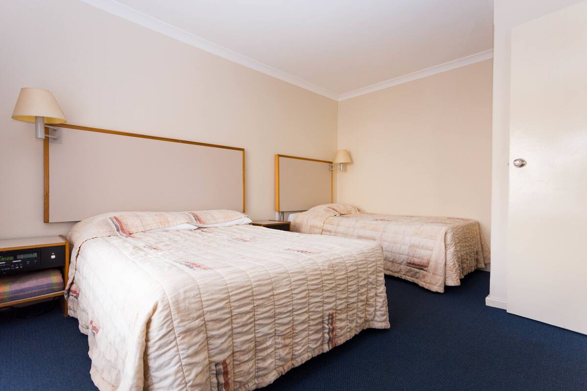 In-room safe, desk, free WiFi, bed sheets