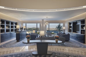 Imperial Suite | Living area | 55-inch TV with digital channels, toys, books - Hilton Istanbul Bosphorus (Istanbul)