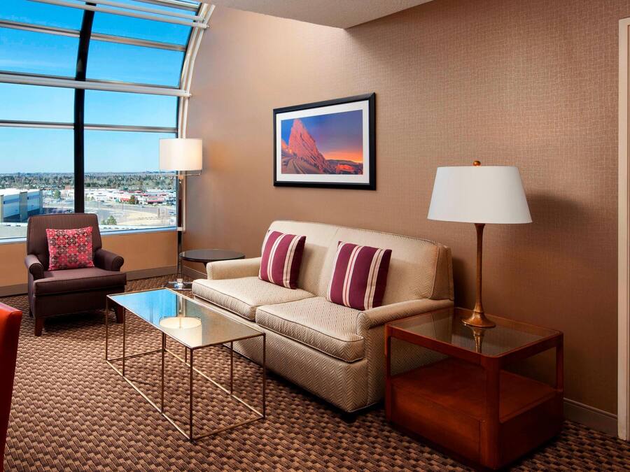 Suite, 1 Bedroom | Premium bedding, pillowtop beds, in-room safe, desk