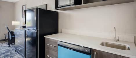 Bureau, espace de travail pour ordinateur portable