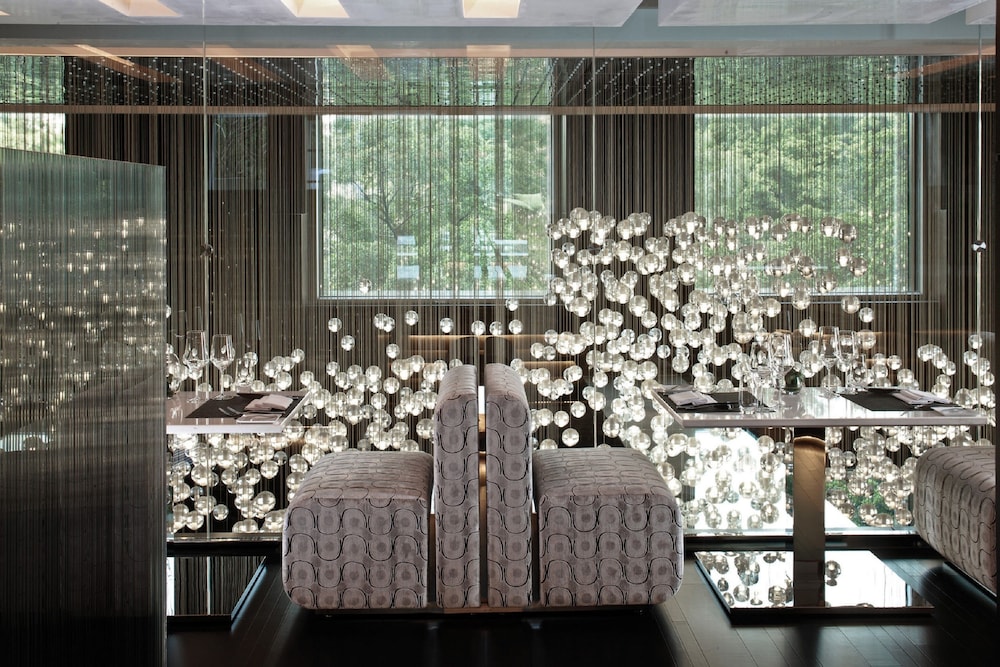 The Mira Hong Kong by null