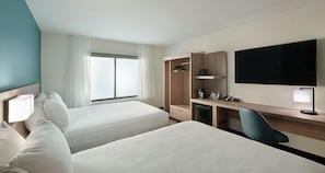 Habitación, 2 camas de matrimonio (With High Floor) | Ropa de cama de alta calidad y escritorio