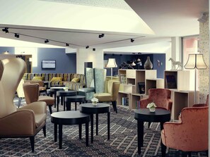 Breakfast, lunch, dinner served; Fusion cuisine, pool views