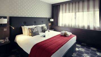 Suite, 1 lit double et 1 canapé-lit | Literie de qualité supérieure, minibar, coffres-forts dans les chambres