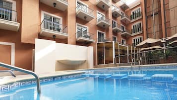 Una piscina techada