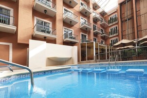 Una piscina techada