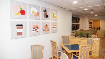 Desayuno de cocina local incluido todos los días