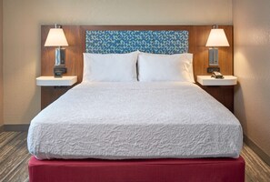 Studiosviitti, 1 keskisuuri parisänky ja vuodesohva, tupakointi kielletty | Ylelliset vuodevaatteet, pillowtop-patjalliset sängyt