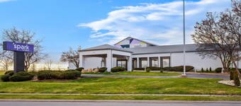 Spark by Hiton Bettendorf Quad Cities
