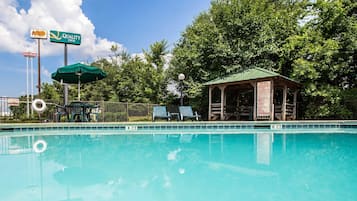 Seasonal outdoor pool