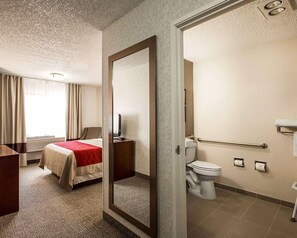Room, 1 Queen Bed, Accessible, Non Smoking | Premium bedding, in-room safe, desk, iron/ironing board
