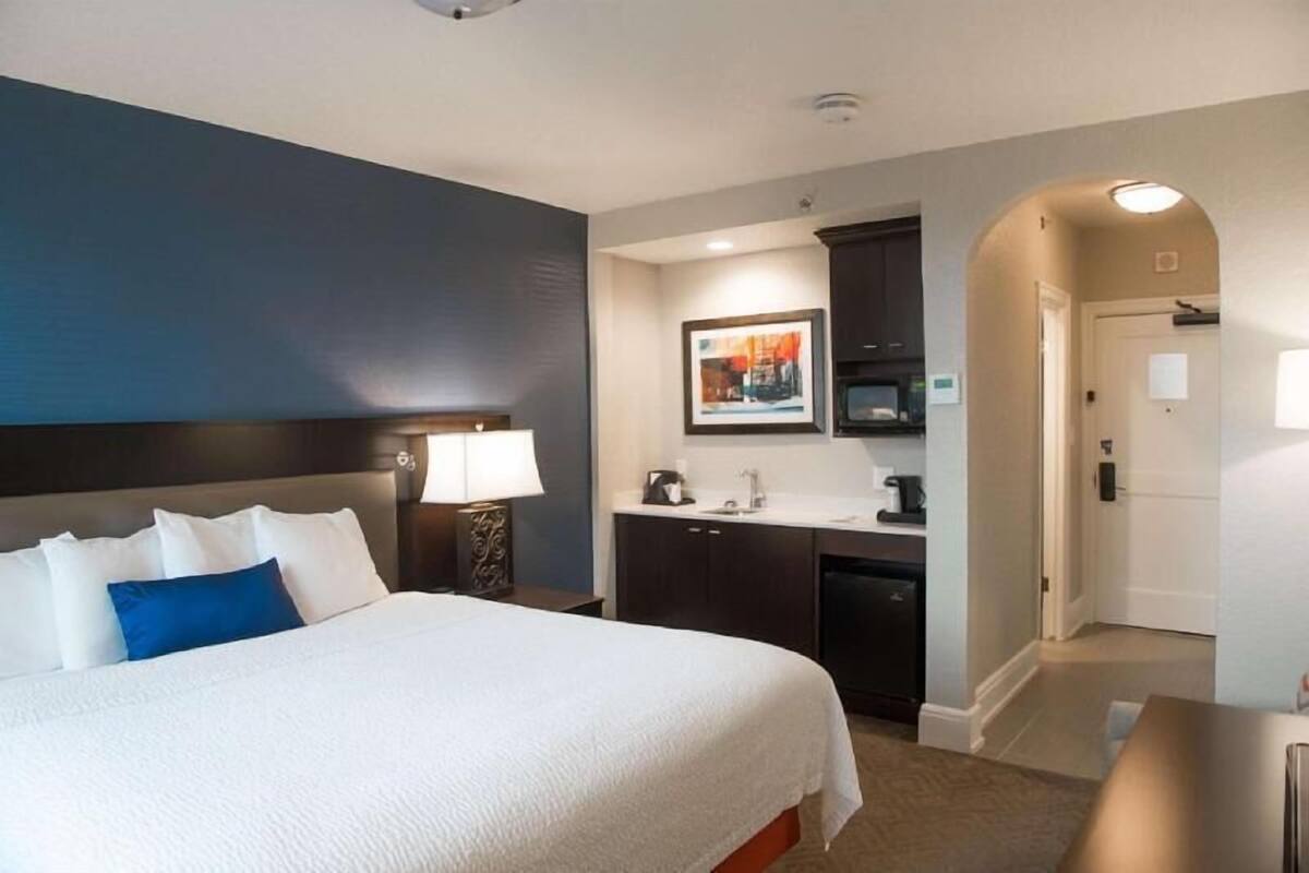 Premium bedding, pillowtop beds, in-room safe, blackout drapes
