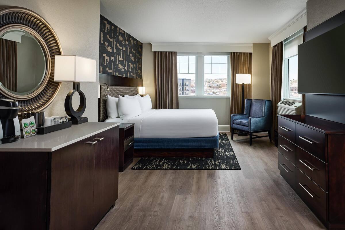 Premium bedding, pillow-top beds, in-room safe, blackout curtains
